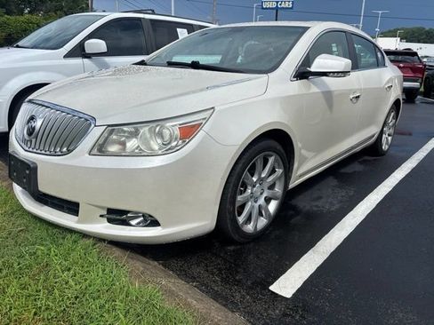 Used 2010 Buick LaCrosse CXS w/ Touring Package FWD image 3