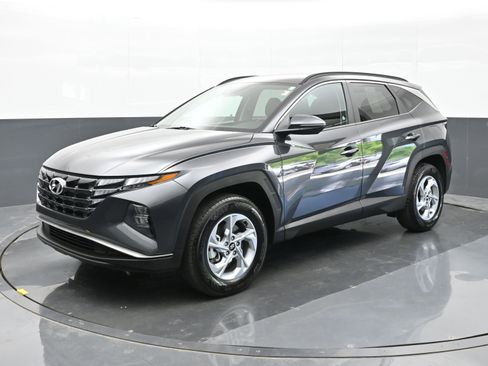 Certified 2022 Hyundai Tucson SEL AWD/4WD image 8