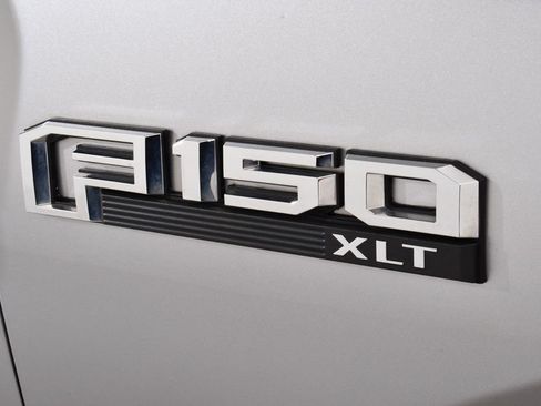 Used 2020 Ford F150 XLT w/ Equipment Group 302A Luxury AWD/4WD image 21