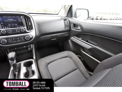 Used 2022 Chevrolet Colorado LT w/ LT Convenience Package RWD image 11
