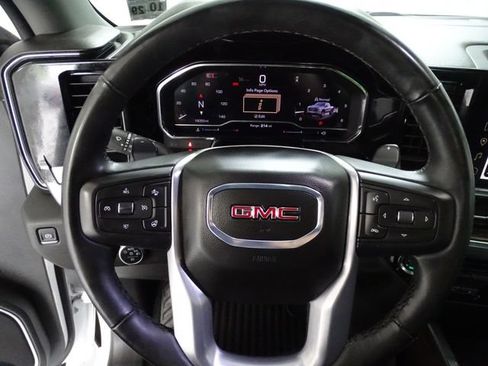 Certified 2024 GMC Sierra 1500 Elevation w/ X31 Off-Road Package AWD/4WD image 6