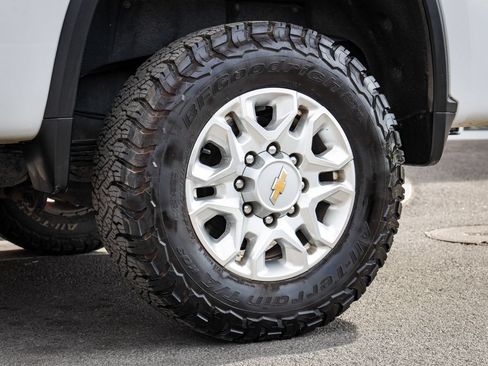Used 2023 Chevrolet Silverado 3500 LT w/ All Star Edition AWD/4WD image 12