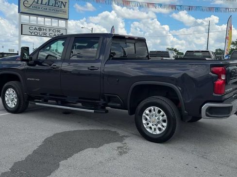 Used 2024 Chevrolet Silverado 2500 LT AWD/4WD image 4
