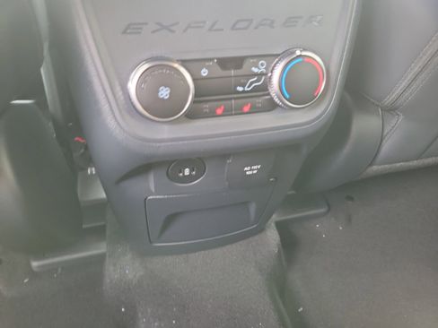 New 2026 Ford Explorer ST-Line w/ ST-Line Street Pack image 13