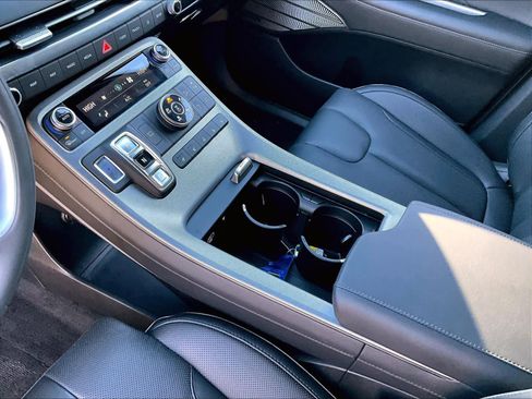 Used 2025 Hyundai Palisade Calligraphy image 21