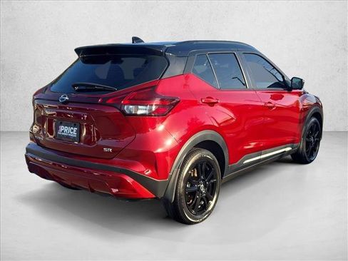 Used 2024 Nissan Kicks SR w/ SR Premium Package FWD image 5