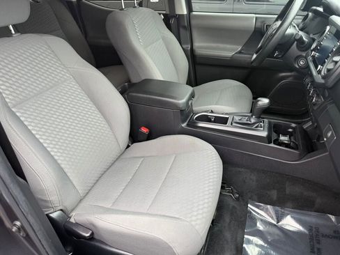 Used 2023 Toyota Tacoma SR image 28