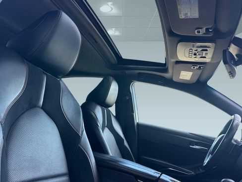 Used 2019 Toyota Avalon XSE w/ Carpet Mat Package image 29