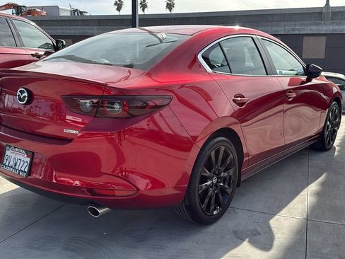 Used 2025 MAZDA MAZDA3 s image 3