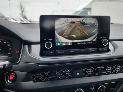 Used 2024 Honda Accord LX image 39