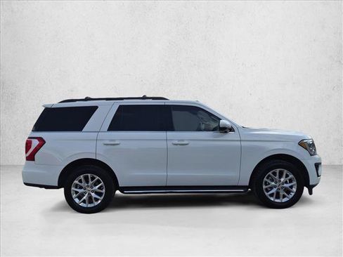 Used 2021 Ford Expedition XLT RWD image 4