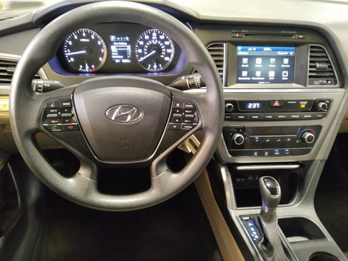 Used 2016 Hyundai Sonata SE FWD image 22