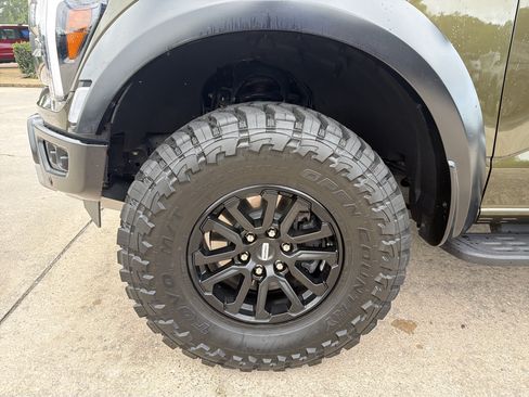 Used 2025 Ford F150 Raptor AWD/4WD image 9