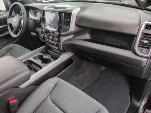 New 2026 RAM 1500 Express AWD/4WD image 33