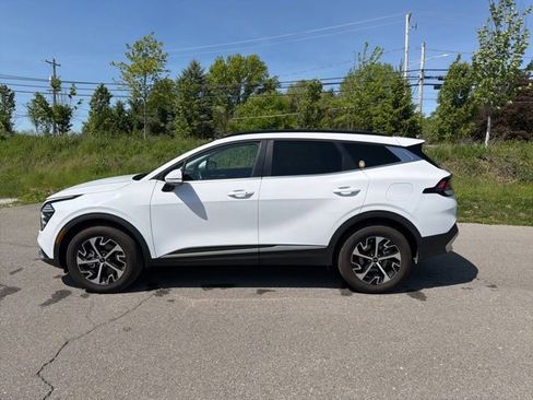 Used 2025 Kia Sportage EX w/ Premium Package AWD/4WD image 15