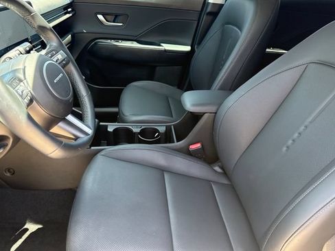 Used 2026 Hyundai Kona Limited FWD image 12