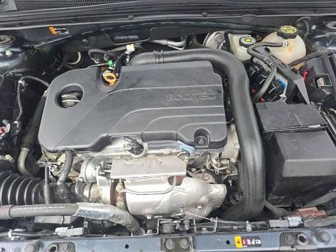 Used 2020 Chevrolet Malibu LT FWD image 14