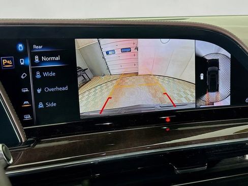 Used 2021 Cadillac Escalade Sport Platinum image 16