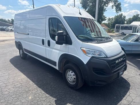 Used 2023 RAM ProMaster 2500 FWD image 1