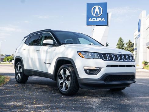 Used 2018 Jeep Compass Latitude w/ Popular Equipment Group image 2