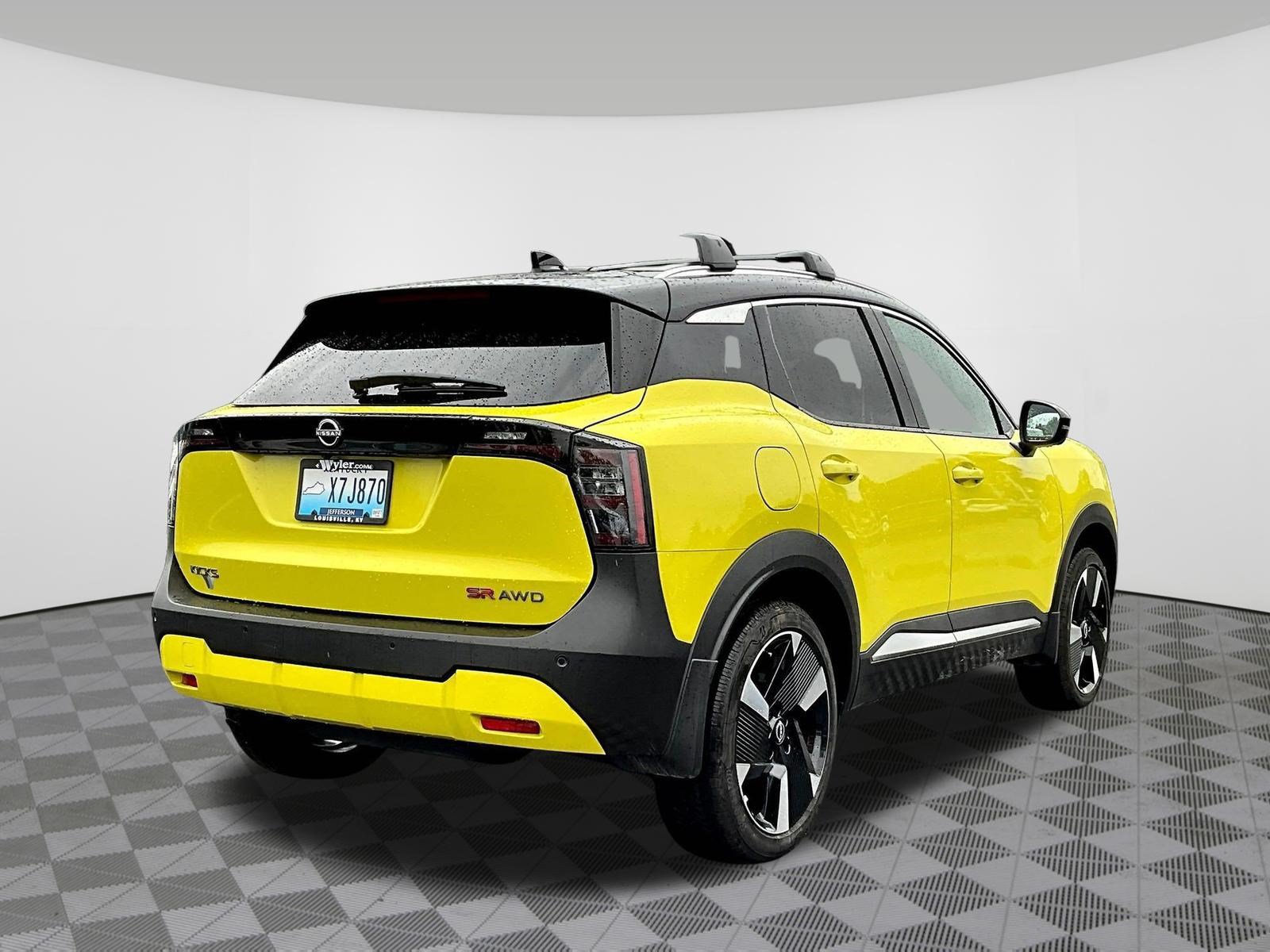 Certified 2026 Nissan Kicks SR w/ Cold Weather Package AWD/4WD image 6