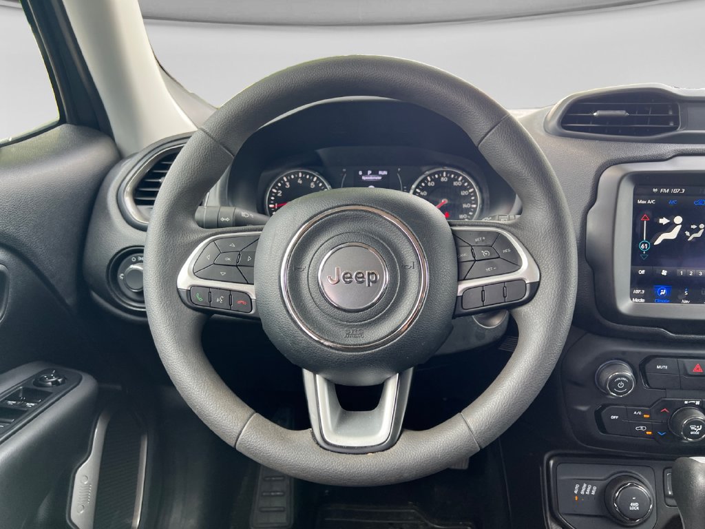 Used 2023 Jeep Renegade Latitude AWD/4WD image 14