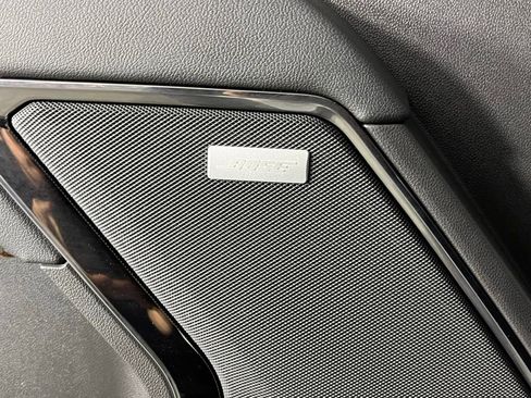 Used 2024 GMC Sierra 1500 AT4 w/ Technology Package image 21