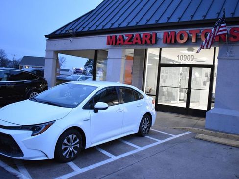 Used 2020 Toyota Corolla LE image 8