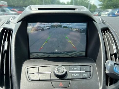 Used 2018 Ford Escape SE w/ SE Sport Appearance Package AWD/4WD image 20
