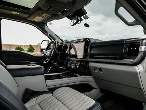 Used 2024 Ford F250 Limited w/ FX4 Off-Road Package AWD/4WD image 57