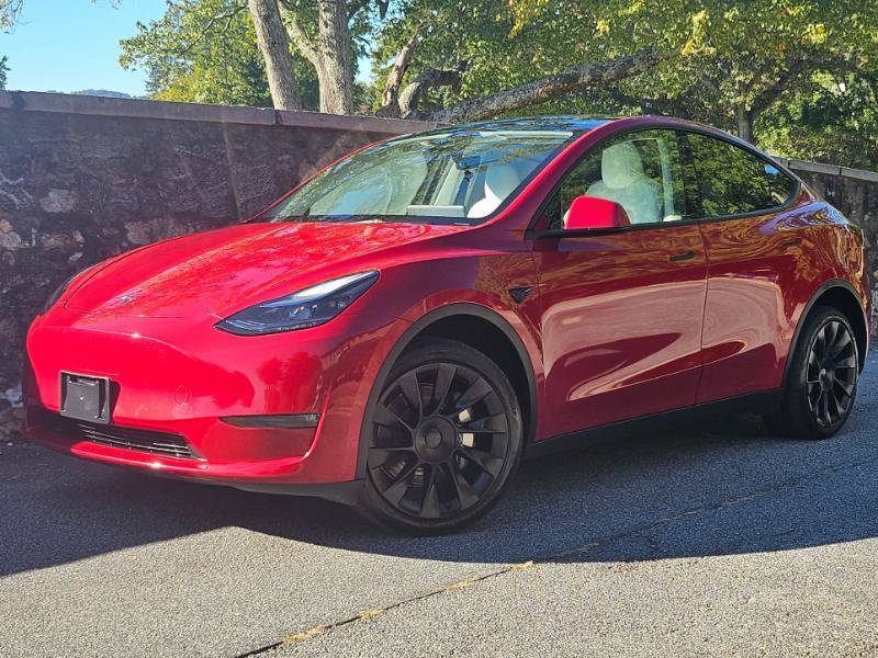 Used 2023 Tesla Model Y Long Range AWD/4WD image 5