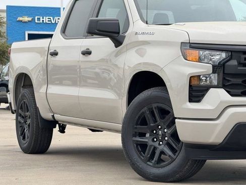 New 2026 Chevrolet Silverado 1500 Custom image 3