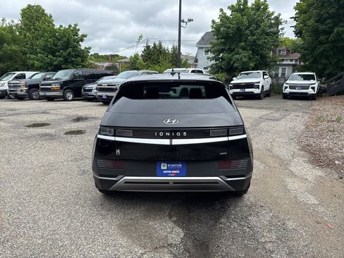 Used 2024 Hyundai Ioniq 5 SEL AWD/4WD image 4