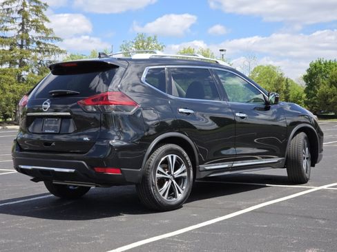 Used 2018 Nissan Rogue SL FWD image 21