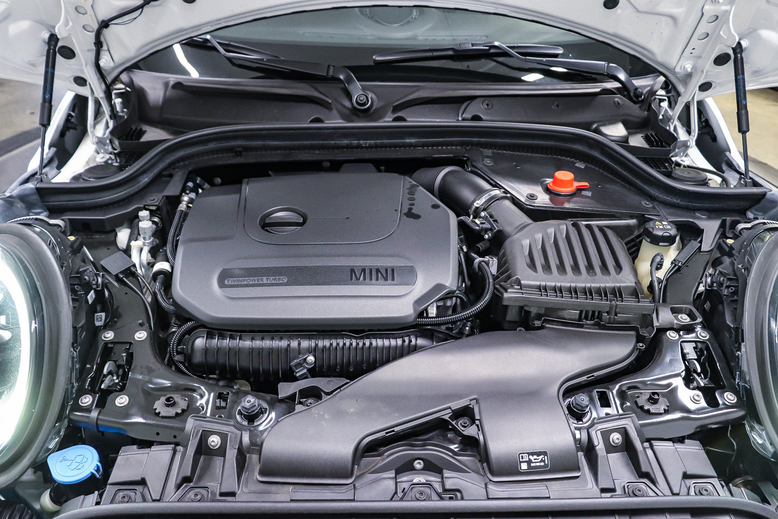 Certified 2024 MINI Cooper S FWD image 22