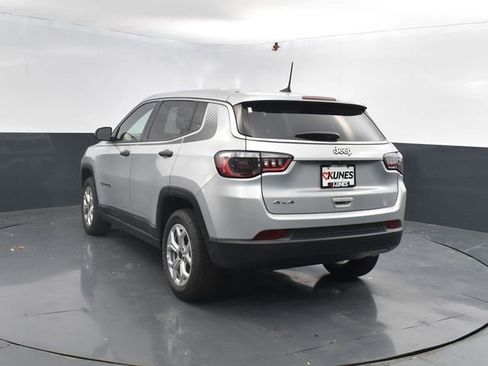 New 2025 Jeep Compass Sport w/ Mopar Graphics Package image 7