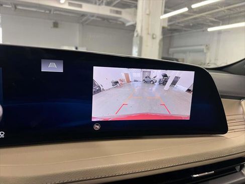 Certified 2024 Cadillac XT4 Premium Luxury w/ Technology Package image 31