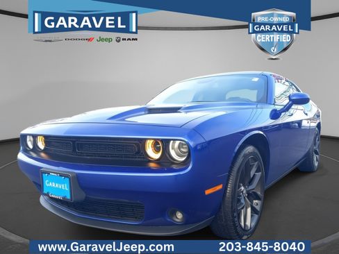 Used 2022 Dodge Challenger SXT w/ Blacktop Package image 1