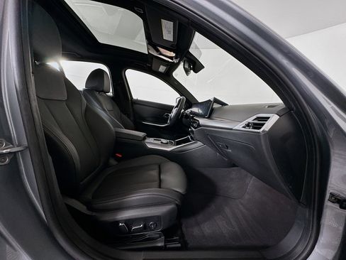 Used 2025 BMW 330i xDrive Sedan w/ Convenience Package image 33