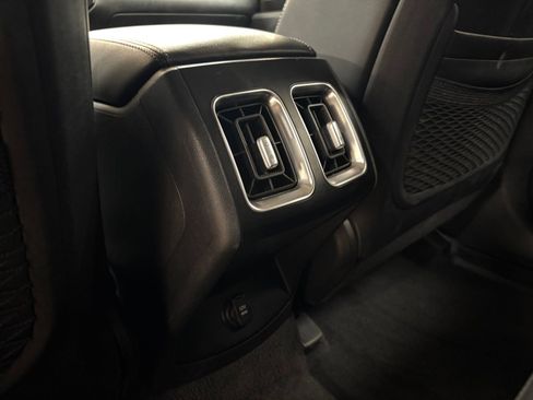 Used 2024 Kia Sorento S FWD image 24