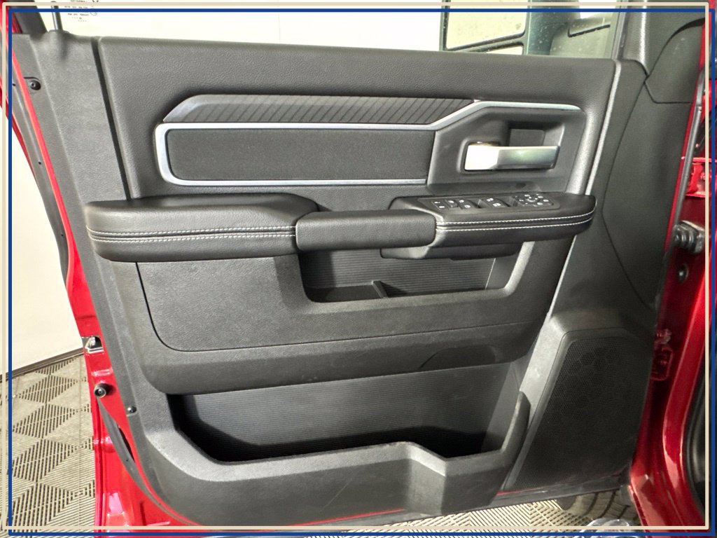 Certified 2026 RAM 2500 Big Horn AWD/4WD image 35