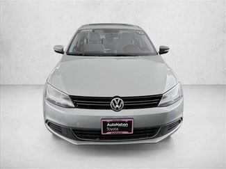 Used 2013 Volkswagen Jetta SE video 2