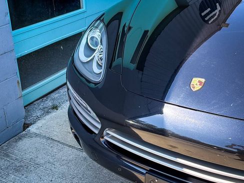Used 2014 Porsche Cayenne Diesel AWD/4WD image 5