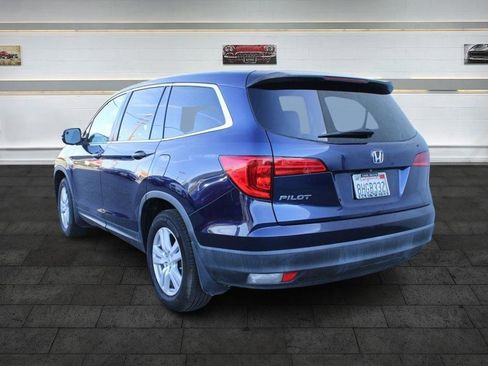 Used 2018 Honda Pilot LX image 6