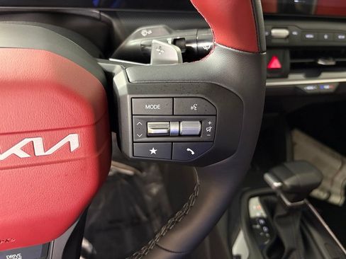 New 2026 Kia K4 GT-Line w/ GT-Line Premium Package FWD image 23