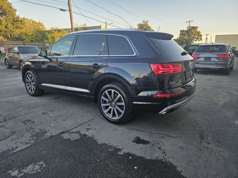 Used 2017 Audi Q7 3.0T Prestige image 4