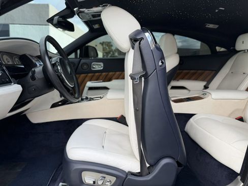 Used 2014 Rolls-Royce Wraith image 35