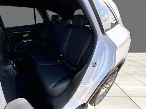 Certified 2025 Mercedes-Benz GLC 300 image 26