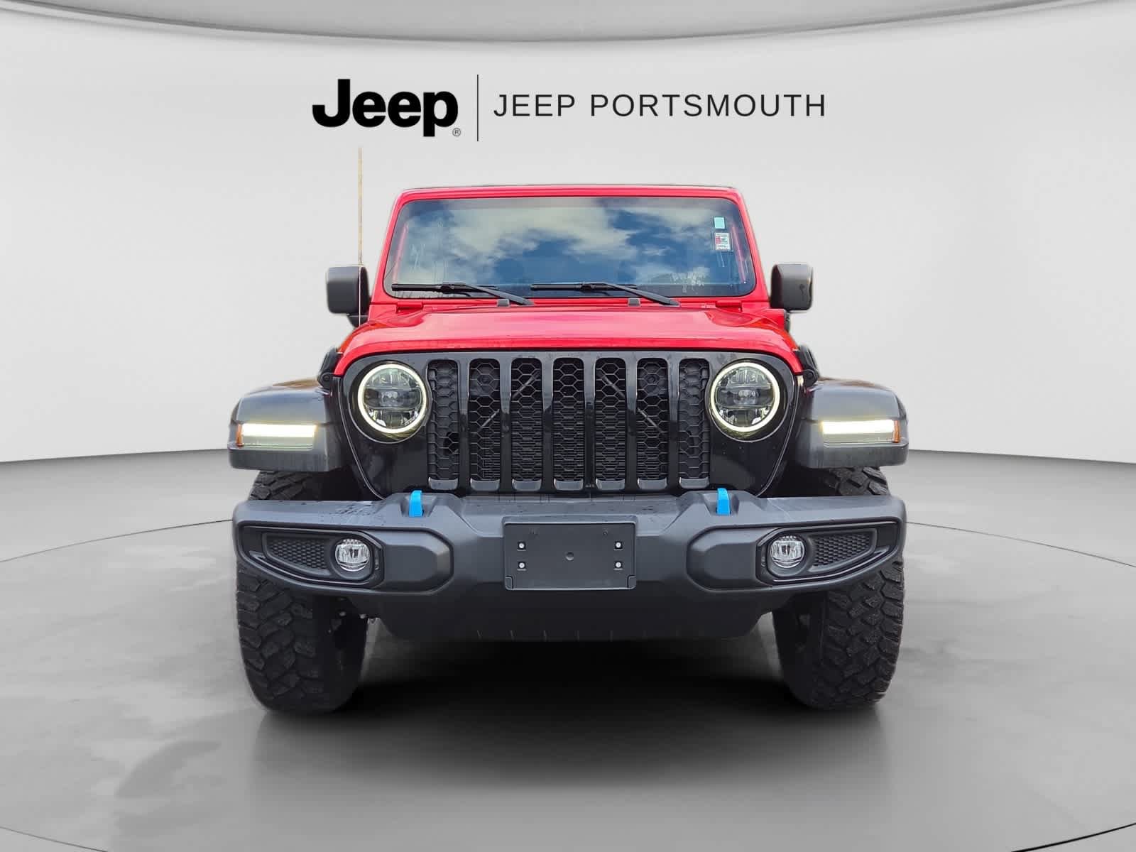 Used 2023 Jeep Wrangler Unlimited w/ 8.4" Radio Group AWD/4WD image 4