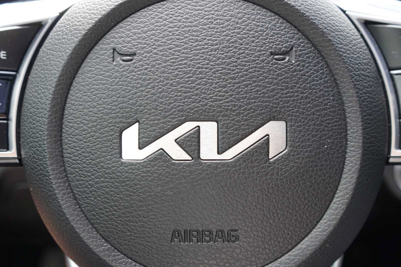 Certified 2023 Kia Forte GT w/ GT2 Package FWD image 11